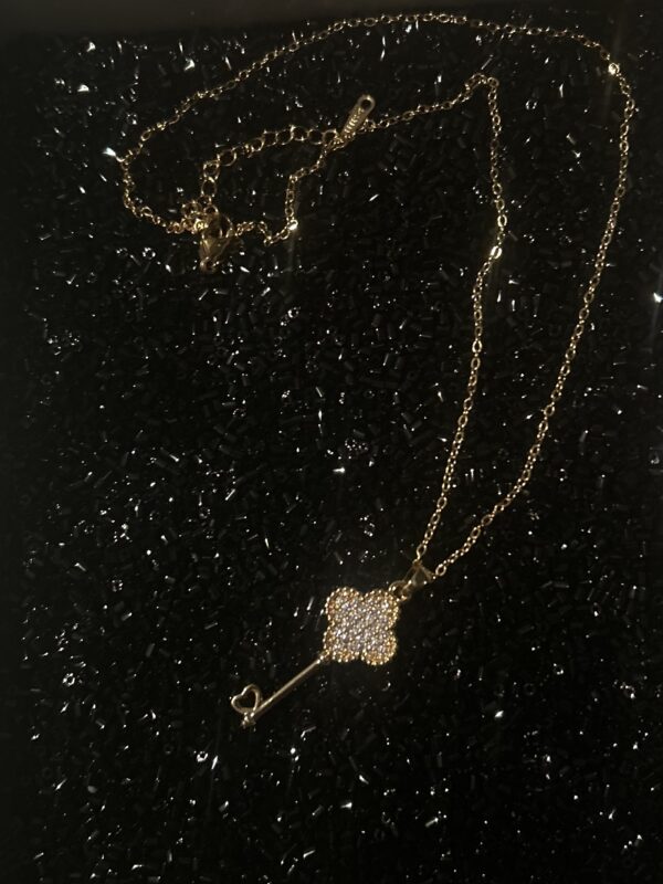 Key necklace