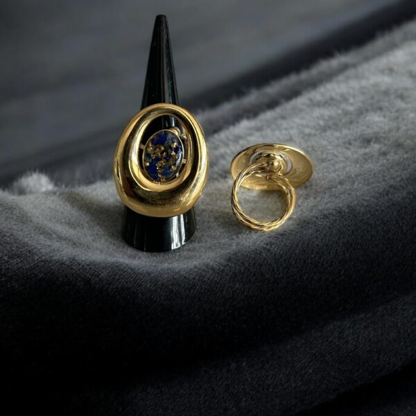 Earthquake Ring